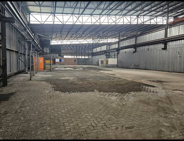 3,300M² WAREHOUSE TO LET IN ALRODE